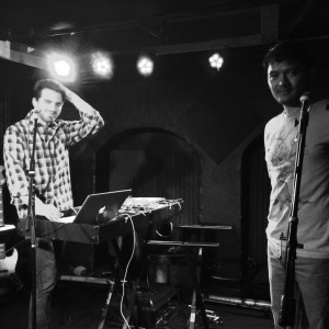 The guys right before their set! 